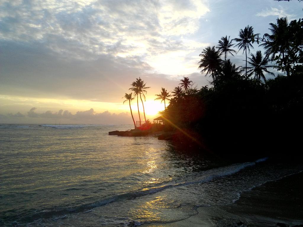 Sayuri Beach Hotel Matara Exterior foto